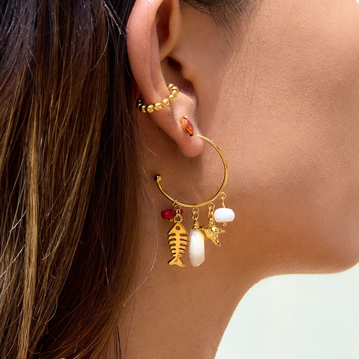 boucle-doreille-acier-chirurgical-Oceanemodele3-portees-par-mannequin