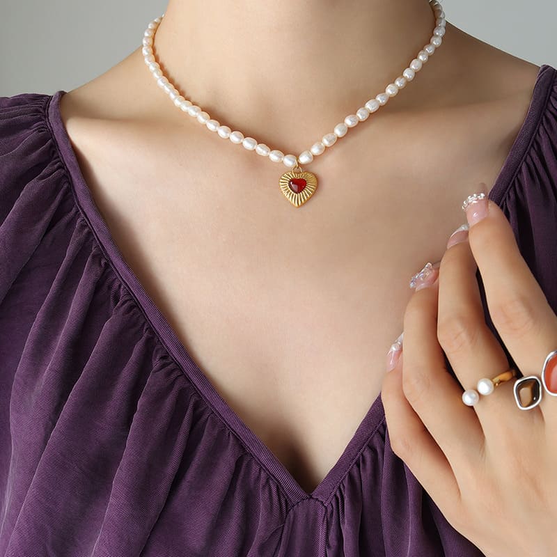 Gold Plated Pearl Necklace "Juliette" - Kiwified Emerald