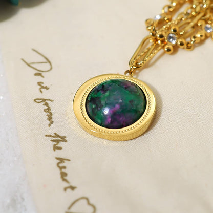 Gold Plated Necklace "Heart of the Earth" - Kiwified Emerald